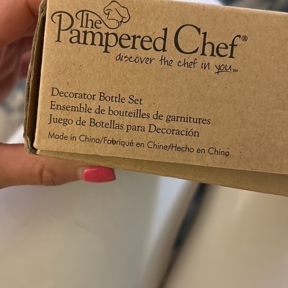 THE PAMPERED CHEF | brand new Decorator Bottle brush set - Picture 3 of 5